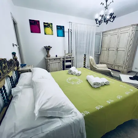 Blue House * Taormina